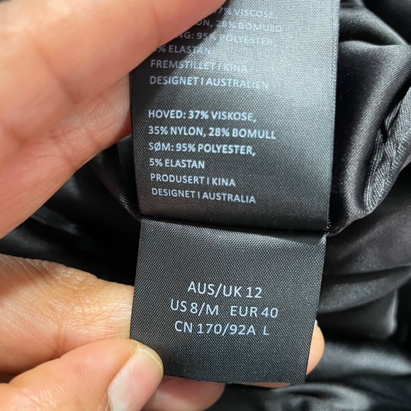 Bardot Karlie Lace Off-The-Shoulder Dress knee length black size Medium cocktail - Picture 16 of 16